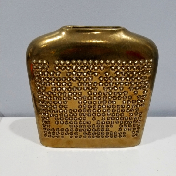 CB2 Other - Rocker Studed Vase